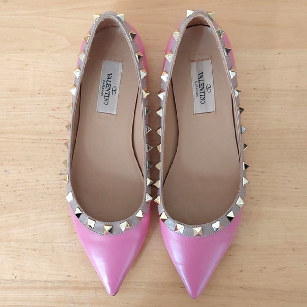 Valentino Rockstud Pink Leather Flats